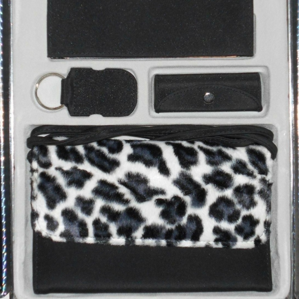 Vintage Mix Lot 4 Pc Purse Wallet Checkbook Cover Lipstick